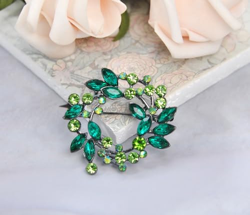 Image of Gyn&Joy Clear Crystal Rhinestone Floral Wreath Pin Brooch BZ005