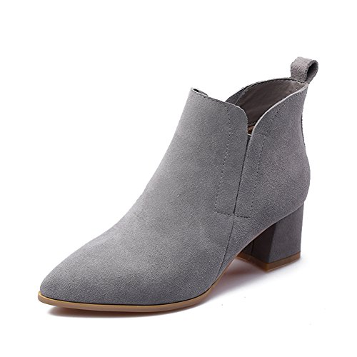 Bottes pointues de mode en cuir suède pour pieds frileux
