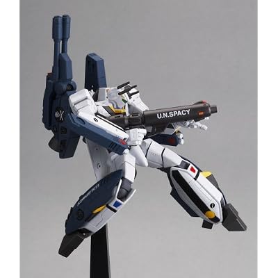 Revoltech: 036 Macross VF-1S Roy Focker Valkyrie Action Figure by Kaiyodo