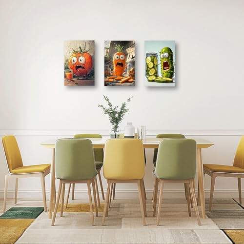 Poster de cornichon triptyque pour habiller le mur d'un restaurant moderne