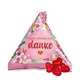 FLAMINGO ON THE BEACH