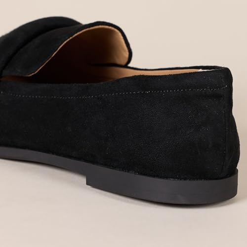 Image of Amazon Essentials Women's Soft Almond Toe Loafer