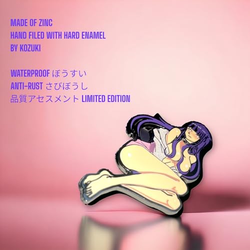 Image of Tsunade Lady Statue and Pin - Sexy Anime Girl Merch in Large Size