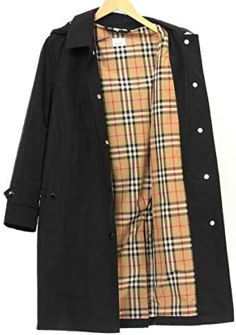 Interior view of the BURBERRY OXCLOSE coat, showing the signature check lining.