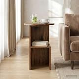 Matériau durable et entretien facile Fabriquée en bois d'ingénierie résistant aux rayures, cette table basse est simple à nettoyer avec un chiffon humide, garantissant un meuble fonctionnel et esthétique pour un usage quotidien dans un coin réception ou divan.