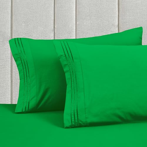 Image of Mocassi Luxury 4-Piece Sheet Set, Ultra Soft 1800 Premium Hotel Quality Microfiber Sheet Set, Fits Mattresses Up to 18 to 24 Inches Extra Deep Pocket- Breathable and Secure Fit, Twin XL, Emerald Green
