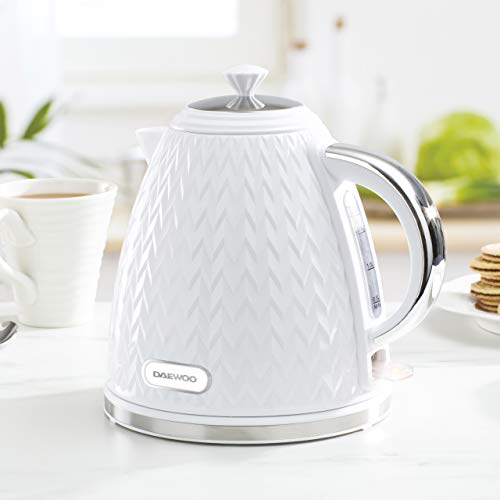 Daewoo SDA1780 Argyle Collection, 1.7L, Electric Kettle With Removable Lid and Filter For An Easy Clean, Auto Shut Off And Power Indicator For Safety, White