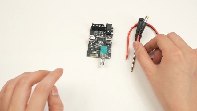 Amazon.co.jp: オーディオパワーアンプ Bluetooth アンプボード