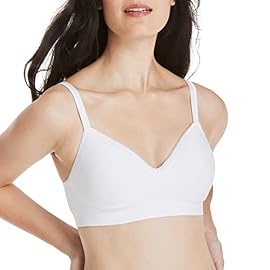 Hanes Women’s SmoothTec ComfortFlex Fit Wirefree Bra MHG199