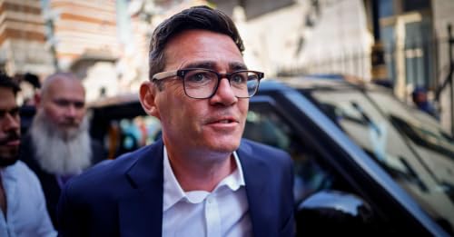 Starmer lascia, pronto Burnham