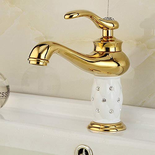 Robinet de lavabo en laiton pour moderniser votre salle de bain avec une touche dorée