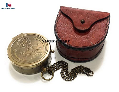 Brújula de latón grabada con funda de cuero miniatura 5