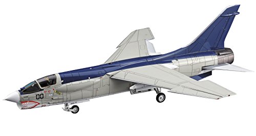 Maquette F8E Crusader Shin Kazama revivez l'émotion de la saga 1/48