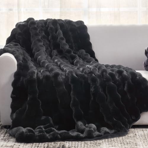 Cozy Bliss Faux Fur Throw Blanket for Couch Fuzzy Soft Plush Thick Bubble Blanket for Sofa Bedroom Living Room 50 * 60 Inches Black