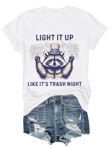 Light It Up Like It's Trash Night Shirt Funny Raton laveur 4th of July T-shirt unisexe à col en V, Blanc-1, M