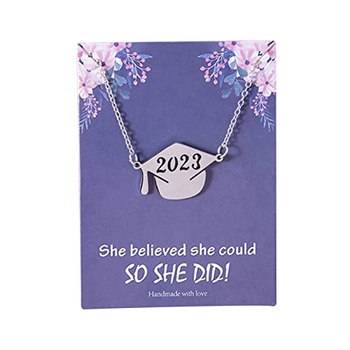 Chain girl wojonifuiliy01 2023 Graduation Pendentif Collier Avec Une Carte Cadeaux Pour 2023 Bijoux Inspirants Pour Femmes Filles Classe De 2023 College Student High School College (Silver, One Size)