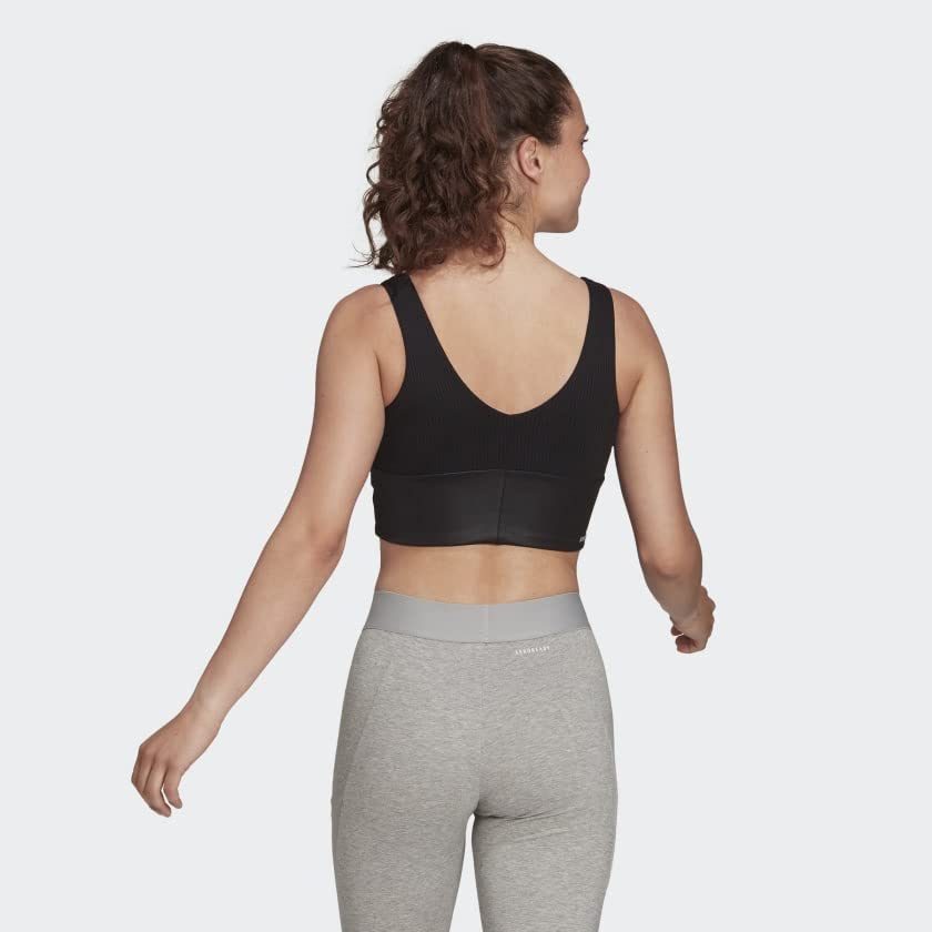 Recopilación y reviews de Crop top adidas que puedes comprar esta semana. 24 Imagen adicional