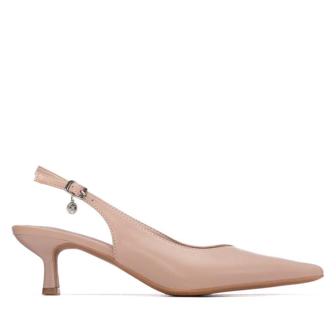 XTI - Zapatos de Salón Mujer - Calzado Cómodo y Versátil - Moda Casual