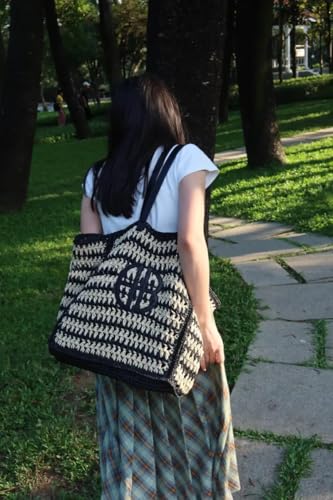 Hollow Women's Straw Weaving handbag Shoulder Bag Totes Beach Bag Large Capacity Contrasting Stripped Versatile Chic4