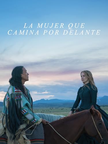 La mujer que camina delante