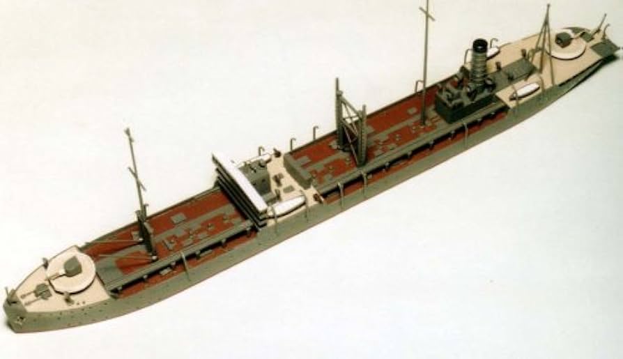 希少品　日本海軍　給油艦　襟裳型　(佐多・尻矢) 限定版　エッチングパーツ付き 希少品 日本海軍 給油艦 襟裳型 (佐多・尻矢) 限定版 エッチング