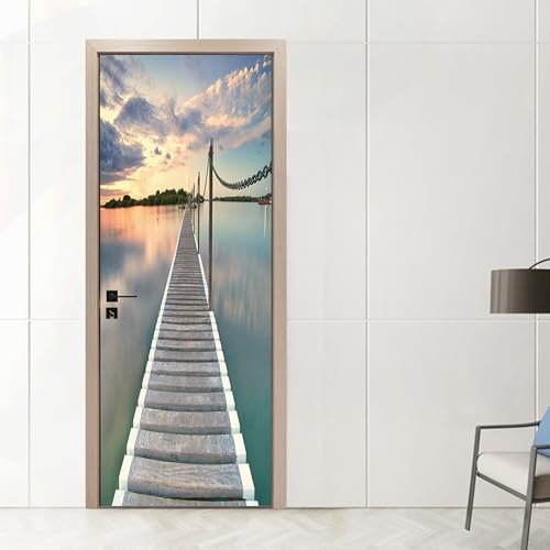 AstraDesign Tür Tapete „Sonnenuntergang“ 88x200cm – selbstklebende PVC-Folie, Premium Qualität – 3D-Motiv, Holzsteg, Meer & Abendsonne – Wohnzimmer, Flur oder Bad – rückstandslos entfernbar