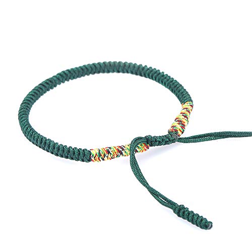 Bracelet ethnique original en fil vert porte-bonheur fait main