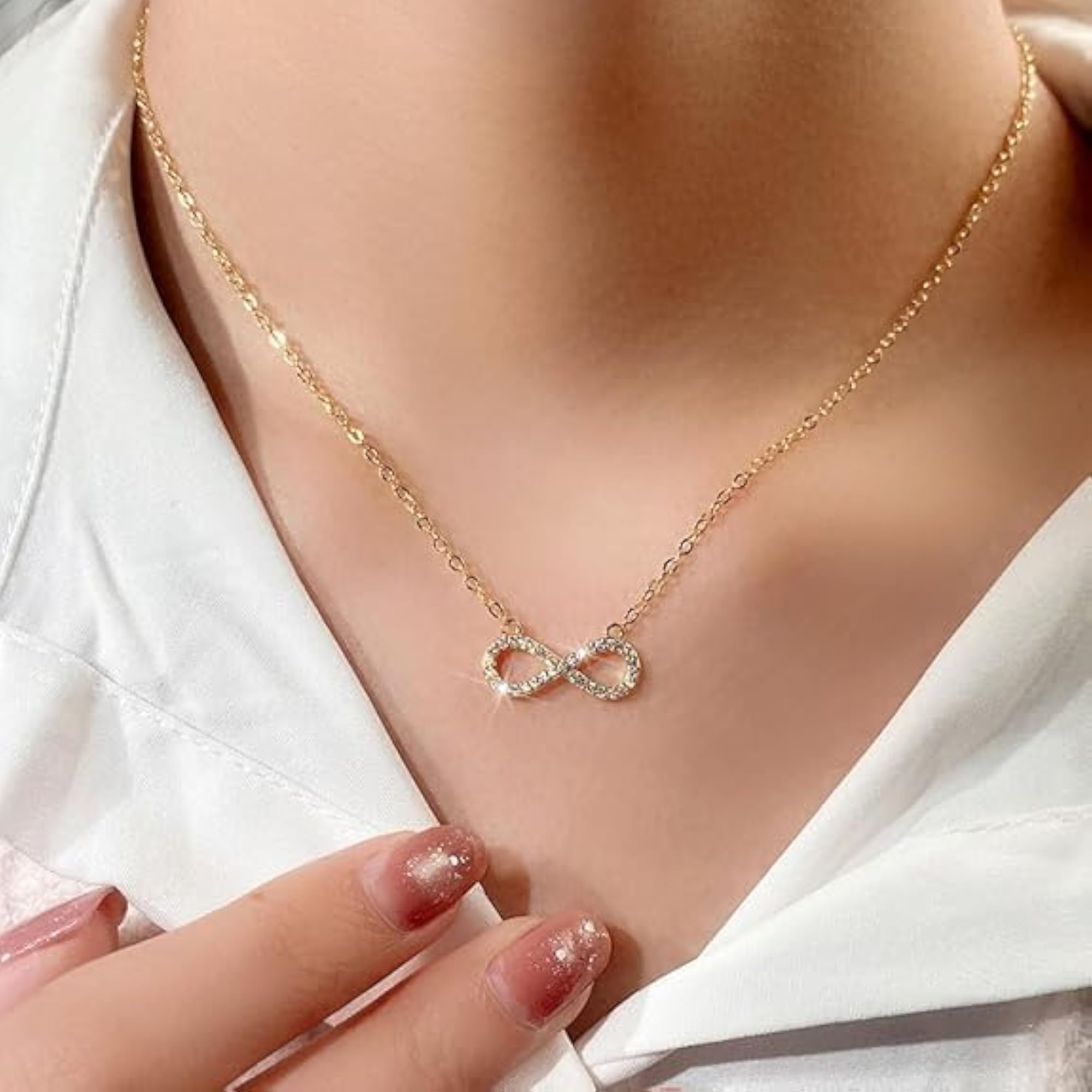 Women's Adjustable Fashion Infinity Pendant Necklace, Minimalist Style