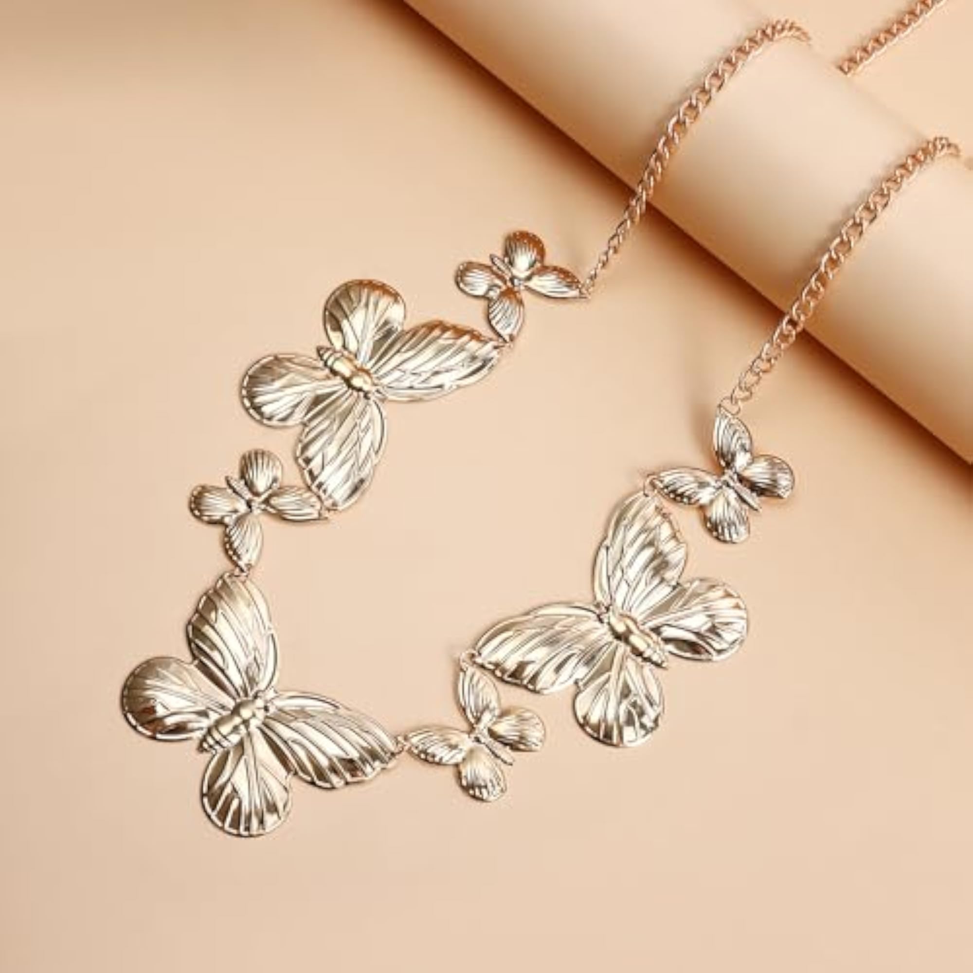 Women's Metal Waist Chain with Butterfly Pendant, Stylish Accessory