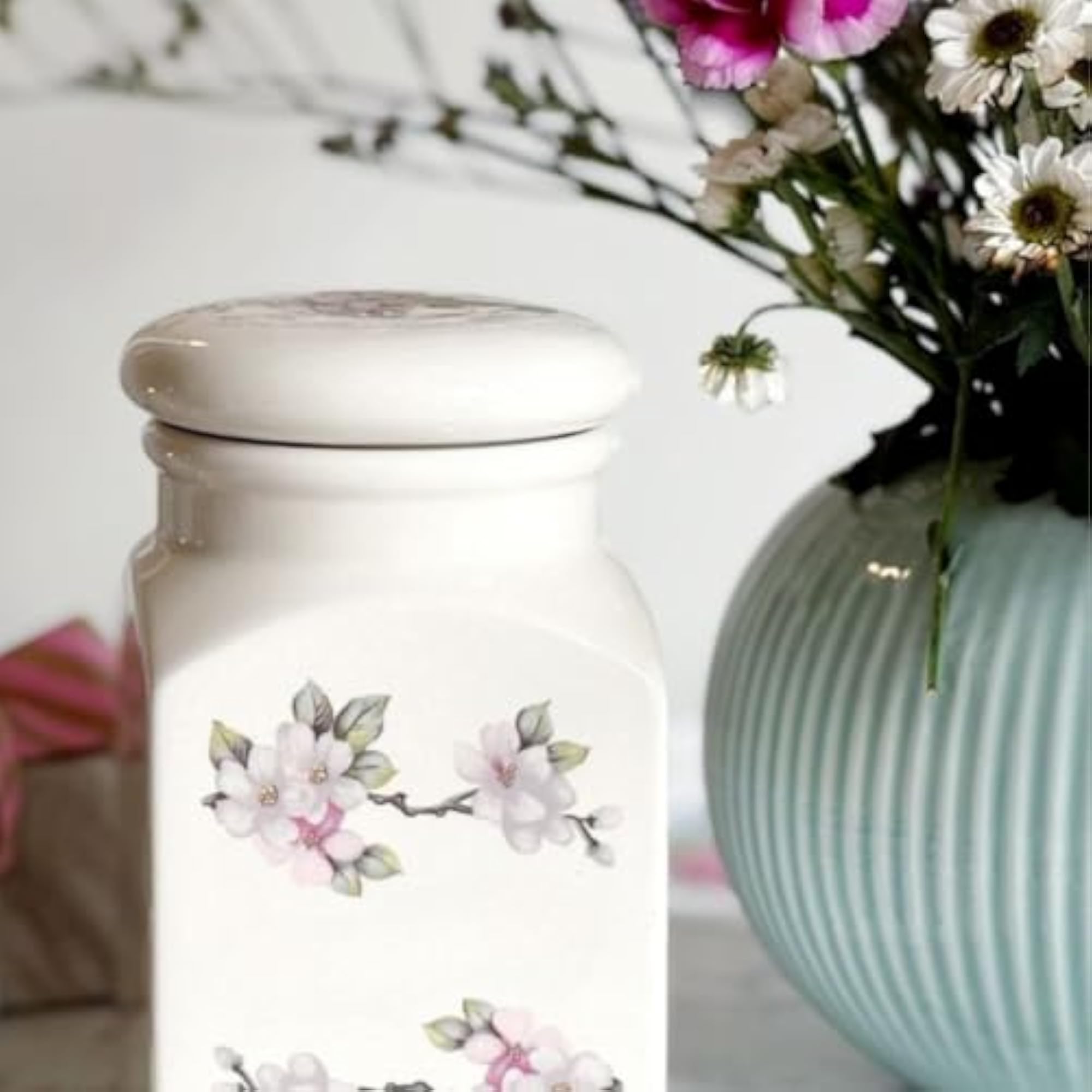 Magnolia Small Jar, Elegant Kitchen Décor Piece