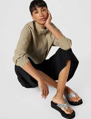 Image of Calvin Klein Meena