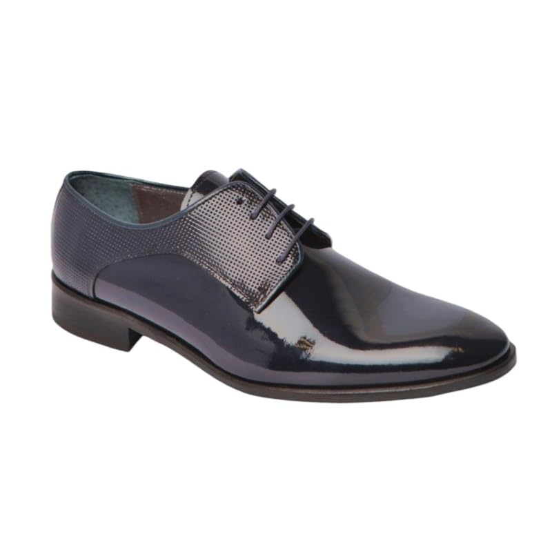 Zapatos para traje de gala con cordones y suela de cuero pulido