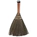 Produktbild GLJYG Kehrbesen Traditioneller Maisbesen Holzgriff Besen Garten Yard Brush Ideal für Halloween Karneval Haushalt