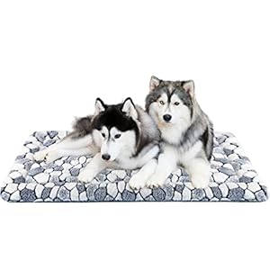 VANKEAN Stylish Dog Crate Pad Bed Mat Reversible (Warm & Cool), Soft Pet Sleeping Mat Dog Bed for Crate Suitable for Small to XX-Large Dogs and Cats, Machine Washable Crate Beds,Grey Stone Pattern