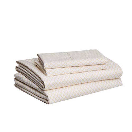 Image of AmazonBasics Sheet Set - (Includes 1 bedsheet, 1 Fitted Sheet with Elastic, 2 Pillow Covers) King, Yellow Scallop & AmazonBasics 3-Piece Duvet Cover Set - Queen, Light Grey - with 2 Pillow Covers