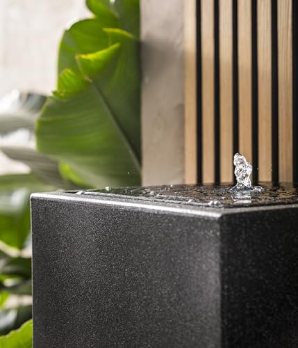 Dehner Gartenbrunnen Glonn, Solarbrunnen frostbeständig, Brunnen für Außen, mit LED Beleuchtung, ca. 90 x 35 x 35 cm, Polyethylen, schwarz