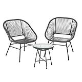 Lounge-Sessel und Tisch aus pflegeleichtem Polyrattan: Einfache Reinigung mit einem feuchten Tuch. Bei längerer Nichtbenutzung das Gartenmöbel-Set vor Wettereinflüssen schützen