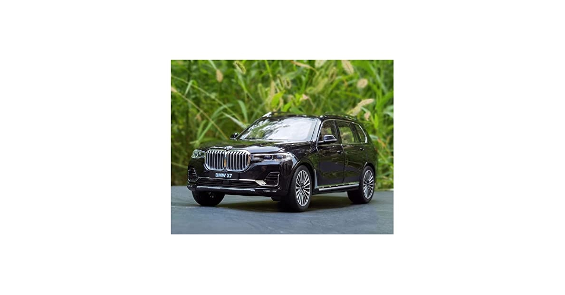 Amazon | ミニカー スケールモデルカー ブティック1：18 BMW X7
