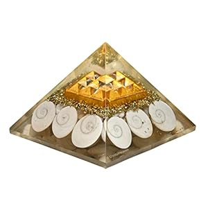 Crystal Heaven Gomti Chakra Pyramid With 9 Pyramid Plate-Orgone Pyramid For Positive Energy,Vastu,Reiki And Chakra Healing