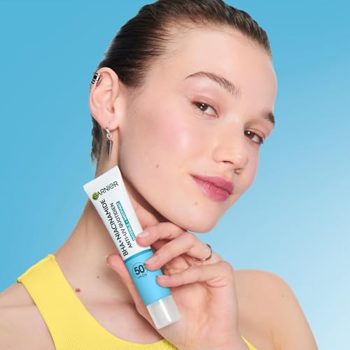 GARNIER SkinActive - Fluide Anti-UV Matifiant & Anti-Imperfections Quotidien - SPF 50+ - Protège & Réduit les Imperfections - Enrichi en BHA & Niacinamide - Pour Peaux à Tendance Acnéique - 40 ml