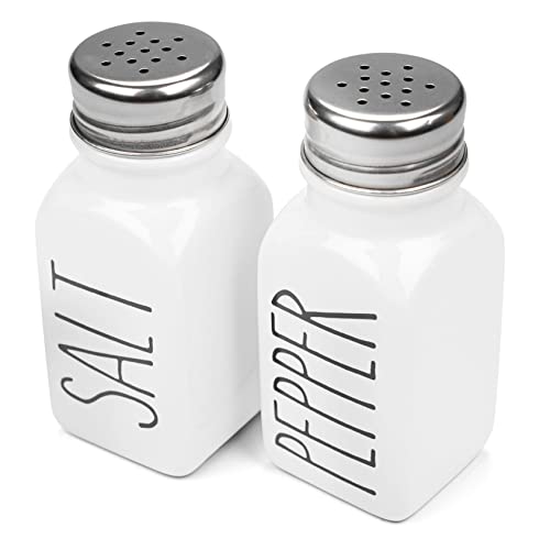 Heartland Home Farmhouse Ceramic Salt and Pepper Shakers Set with Extra Lids. 100% Stoneware Salt and Pepper Shaker Set. White Pepper and Salt Shaker with Lid x4. Kitchen Salt Pepper Shaker Set