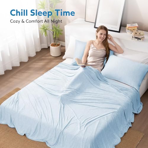 Image of HOMFINE Cooling Blanket for Hot Sleepers Queen Size, Light Blue 90 inchx90 inch | Dual-sided mica nylon cool, Q-Max 0.439 instant cool, Lightweight & breathable for night sweats & menopause, Machine washable