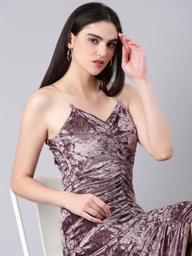 Image of SHOWOFFFF Women Solid Bodycon Party Dress | Sweetheart Neck Sleeveless Velvet Dress for Womens | Knee Length Dress for Women's