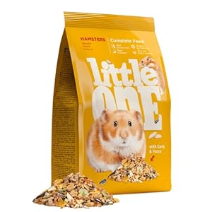 PETS EMPIRE Little One Hamsters Food, Complete Nutritional Pet Feed with Dried Carrot & Yuca, Natural Pet Rat Foods Pellets, Rich in Vitamin A and Minerals, Flavourful Diet for Guinea Pigs – 900g