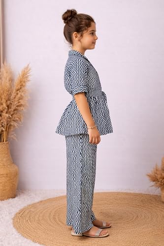 Image of Fashion Dream Girl's Cotton Blend Printed Co-ord Set|Clothing Set|Combo Set|Casual Wear|Coordinate Outfit for Girls|Two-Piece Set