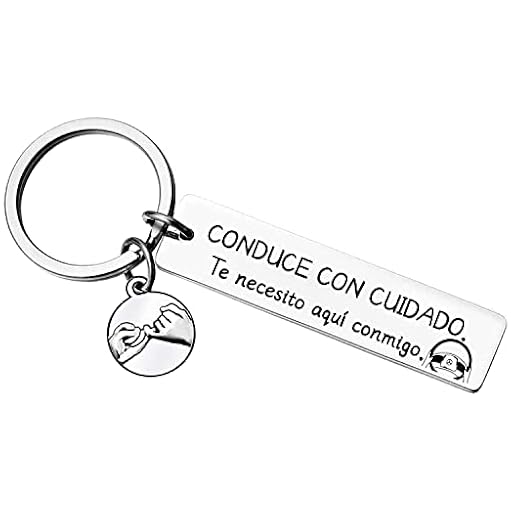 Regalo de San Valentín Regalo Pareja Llavero de Parejas Originales Llavero Conducción Segura Te Necesito a mi Lado Llavero para Hombre y Mujer Llavero Familiar Adecuado para Pareja Marido Novio (9) | Ya disponible en tu tienda friki favorita! En mundofriki.es! Regalo de San Valentín Regalo Pareja Llavero de Parejas Originales Llavero Conducción Segura Te Necesito a mi Lado Llavero para Hombre y Mujer Llavero Familiar Adecuado para Pareja Marido Novio (9) | Ya disponible en tu tienda friki favorita! En mundofriki.es!