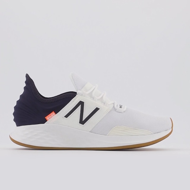 Amazon.com | New Balance Men display picture 3