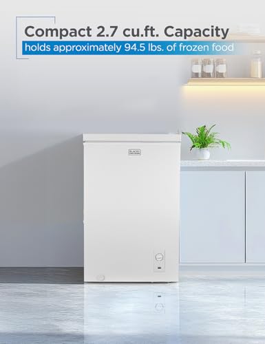 BLACK+DECKER 2.7 Cu. Ft. Compact Chest Freezer, Deep Freezer Holds Up To 94.5 Lbs. of Frozen Food, Removable Storage Basket, BCFK276, White on Fridge.com