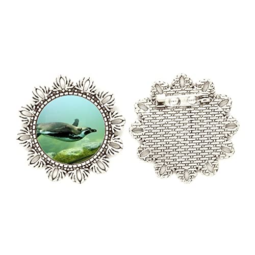 Broche de plata pingüino antártico mediano perfecto para lucir en chaquetas y eventos de invierno