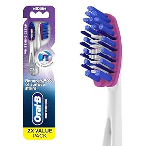 Oral-B 3D White Deep Stain Remover toothbrushes, 2 count toothbrush MEDIUM, Removes 90% of surface stains, whitens teeth, deep reach, removes plaque and stains tooth brush